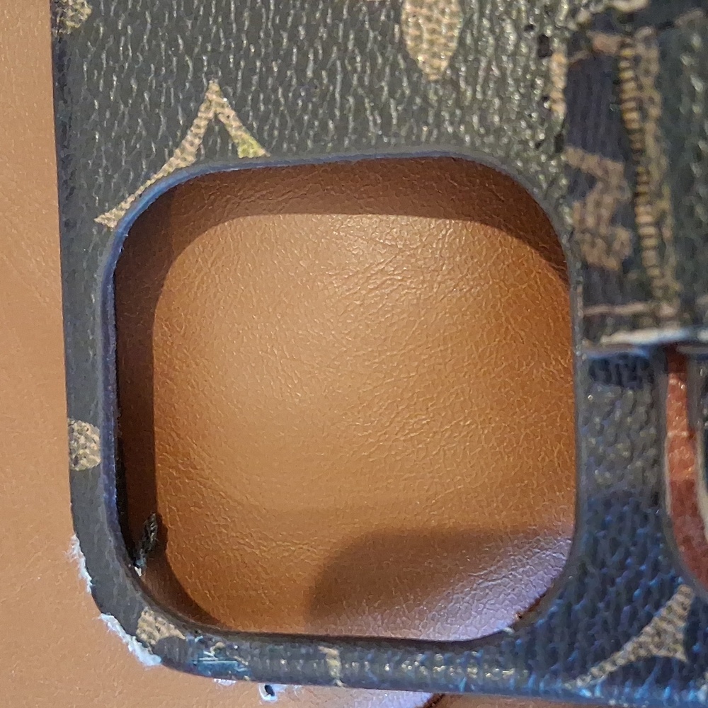 LV Designer Phone & Card Case - As IS Project Piece- Rehab - Picture 8 of 9
